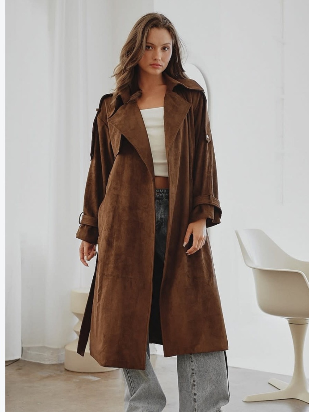Avec Les Filles Faux
Suede Maxi Trench Coat
NWOT
COLOR- Brunette - Picture 5 of 7